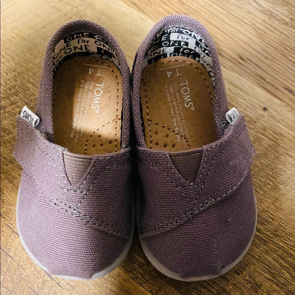 TOMS Toddler Shoe